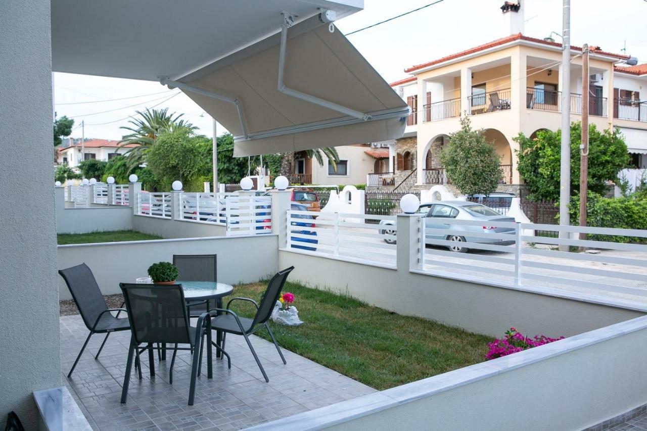 Mihail * Nikiti (Sithonia)